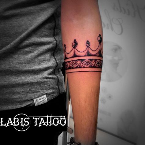 crown tattoo Crown Arm Tattoo Women, Wrist Crown Tattoo, Crown Band Tattoo, Crown Arm Band Tattoo, Crown Tattoo Sleeve, Simple Crown Tattoo, Crazy Squirrel, Wrap Around Wrist Tattoos, Wrist Bracelet Tattoo