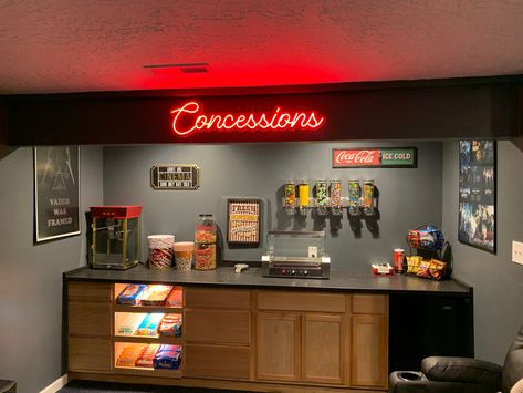 Popcorn Bar Home Theater, Rustic Movie Theater Room, Movie Bar Ideas, Home Movie Theater Snack Bar, Home Concession Stand, Movie Room Snack Bar Ideas, Closet Bar Ideas, Snack Bar Ideas Home, Movie Theater Basement