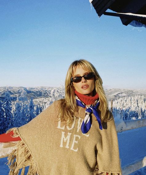 Apre Ski Aesthetic, Vintage Skiing Aesthetic, Josefine Vogt, Aspen Style, Apres Ski Outfits, Ski Aesthetic, Ski Outfit, Winter Inspo, Ski Fashion