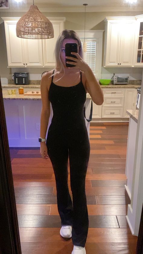 #fallfashion #jumper #fall #fashion Black Flares, Flared Jumpsuit, Flare Jumpsuit, Fall Inspo, Fall Fashion, Autumn Fashion, Jumper, Jumpsuit, Fashion Outfits