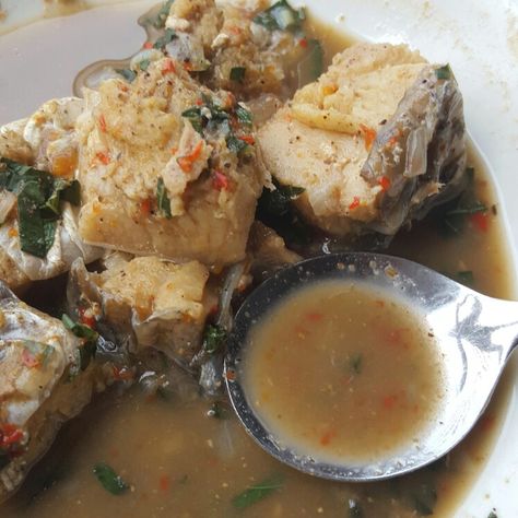 Nigerian fish pepper soup Fish Pepper Soup, Nigerian Fish, Fisher Man, Food Business Ideas, Pepper Soup, Food Business, Stuffed Pepper Soup, Heels Classy, African Food