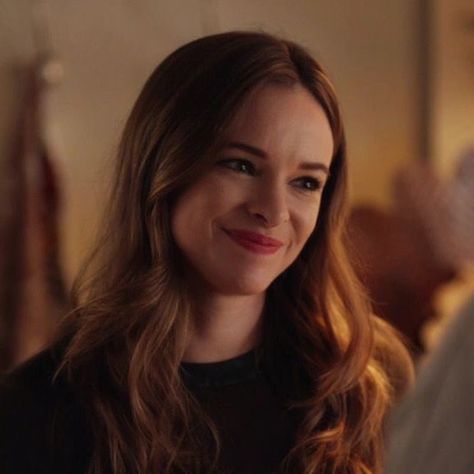 Danielle Panabaker The Flash, Shadow Soldier, The Flash Caitlin, Caitlyn Snow, Women Faceclaims, Barry And Caitlin, Barry Iris, The Flash Cw, Team Flash