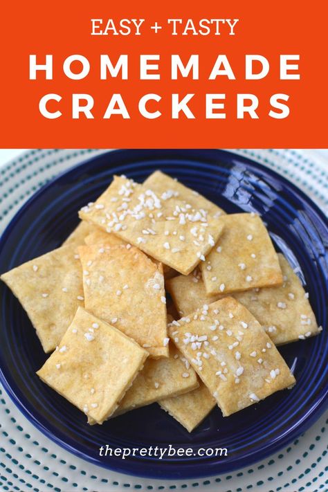 It is SO easy to make your own crackers! No need to run to the store, just whip up a batch of these at home! #crackers #homemade #fromscratch Gluten Free Crackers Recipe Easy, Gluten Free Crackers Recipe, Easy Homemade Crackers, Gluten Free Cracker Recipe, Homemade Crackers Recipe, Df Recipes, Cracker Recipe, Crunchy Snacks, Dessert Hummus