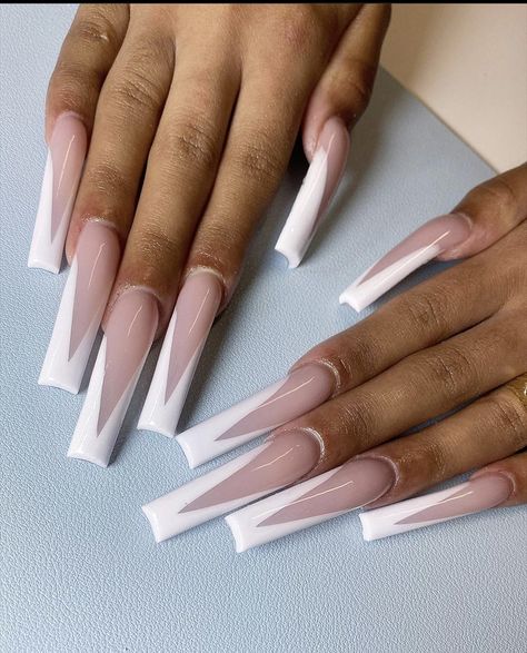 Xl French Tip Nails, Im Drained, Baddie Acrylics, White Long Nails, Plain Acrylic Nails, Electric Product, Fye Nails, I Have No Words, Acrylic Toe Nails