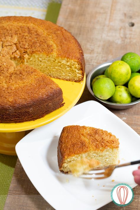 Baking With Yogurt, Easy Bake Cake, Oil Cake Recipe, Chocolate Olive Oil Cake, Orange Olive Oil Cake, Summer Fruit Recipes, Olive Oil Cake Recipe, Vegan Lemon Cake, Lemon Olive Oil Cake