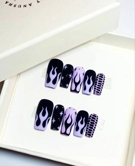 Purple Nails Checkered, Nail Art Ideas Coffin Shape, Nail Ideas Black And Purple, Lilac Nails Art, Press On Nails Black, Mixed Nail Designs, Nail Designs Drawing, Purple And Black Nail Ideas, Purple Black Nails