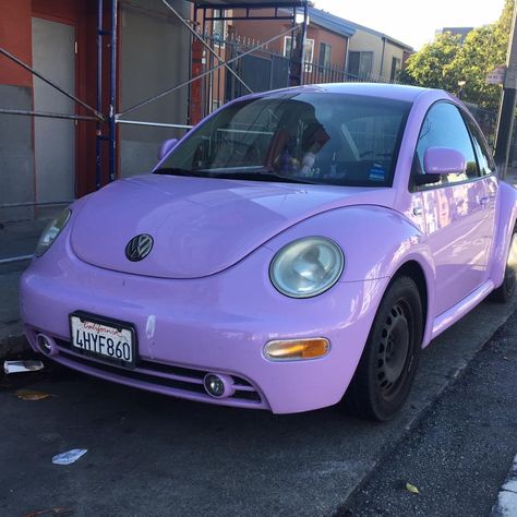 Hippie Car, Volkswagen Beetle Convertible, Bug Car, Volkswagen New Beetle, Car Deco, Purple Car, Beetle Car, Celebrate Diversity, Girly Car