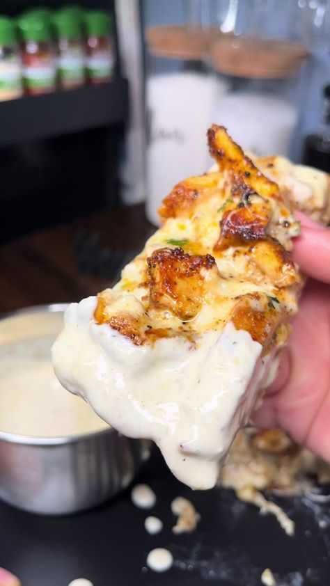 (7)If you arent making my Viral Chicken Alfredo Garlic Bread for Game Day... | Super Bowl Food | TikTok Chicken Alfredo Garlic Bread Recipe, Chicken Alfredo Garlic Bread, Alfredo Garlic Bread, Food Tiktok, Garlic Bread Recipe, Surf And Turf, Cheesy Bread, Bowl Food, Fall Food