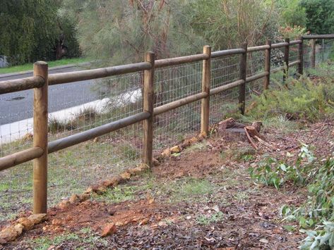 Fencing Ideas Australia, Rural Fencing, Pipe Fence, Country Fences, Yard Fence, Cheap Fence, Fencing Ideas, House Yard, Farm Fence