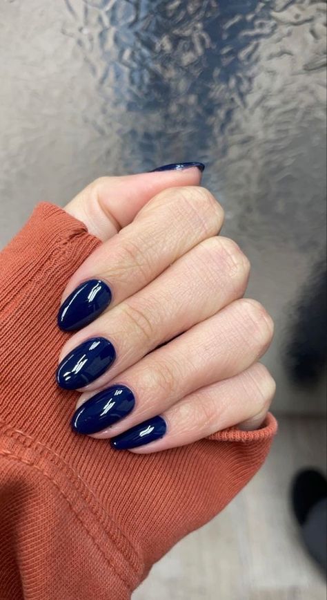 Berry Blue Nails, Dark Solid Color Nails, Dark To Light Blue Nails, Navy Color Nails, Dark Blue Navy Nails, Vintage Blue Nails, Dark Blue Round Nails, Dark Blue Nails Winter, Dark Blue Nails Inspiration