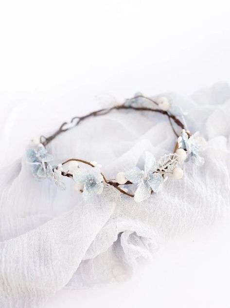 Silver flower crown, Winter flower tiara, Fairy headpiece, Gift for sister, Winter wedding tiara, Holiday flower crown White Flower Headpiece, Flower Crown Blue, Fairy Headpiece, Blue Flower Crown, Blue Winter Wedding, White Flower Crown, Bridesmaid Hair Pins, Flower Tiara, Floral Comb