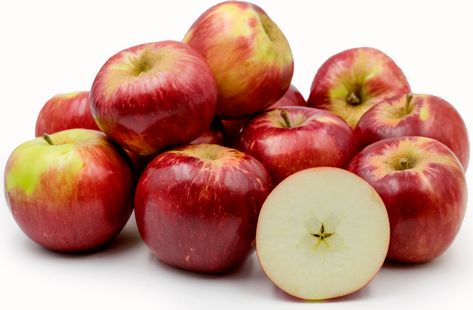 Jonathan Apples Information and Facts Jonathan Apples, Cat Diet, Cat Nutrition, Apple Varieties, Natural Fragrance Oil, Leafy Plants, Cooked Carrots, Healthy Eyes, Healthy Fish