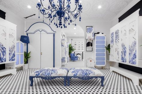 Dior Hotel, Retreat Home, Blue And White Decor, Personal Retreat, Large Wardrobes, Leisure Space, Chinese Architecture, Beijing China, Elegant Living Room