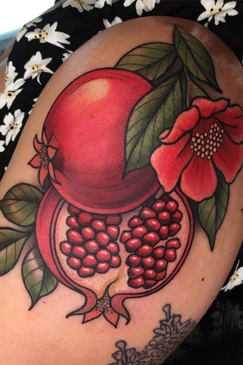 Twilight Tattoos, Pomegranate Tattoo, Aesthetic Tattoo Ideas, Food Tattoos, M Tattoos, Manga Tattoo, Gorgeous Tattoos, Greek Tattoos, Botanical Tattoo