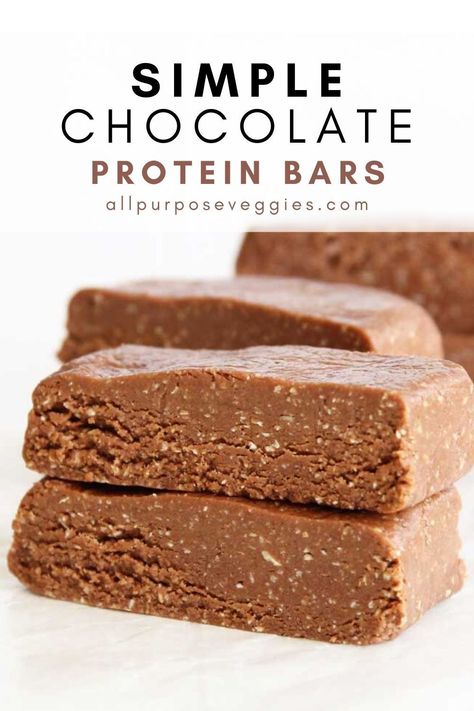 Enjoy a quick and easy snack with these Chocolate Peanut Butter Oatmeal Protein Bars. Whether you need a post-workout boost or a midday pick-me-up, these bars will do the trick. Packed with protein and fiber from the peanut butter and oats, and a rich chocolate flavor, these fudgy and soft protein bars will satisfy your cravings and keep you full for longer.   #proteinbars #lowcarb #healthysnacks Protein Oat Bars, Oatmeal Protein Bars, Protein Bars Chocolate, Peanut Butter And Oats, Chocolate Peanut Butter Oatmeal, Oatmeal Protein, Chocolate Protein Bars, Best Protein Bars, Peanut Butter Protein Bars