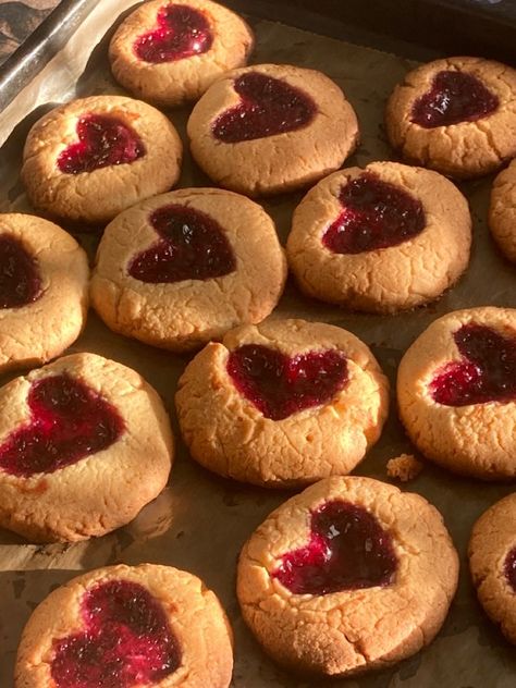 Recipe Cookies, Pretty Desserts, Cookies Ideas, Fall Vintage, Vintage Cooking, Aesthetic Autumn, Fall Baking, Food Obsession, Cafe Food