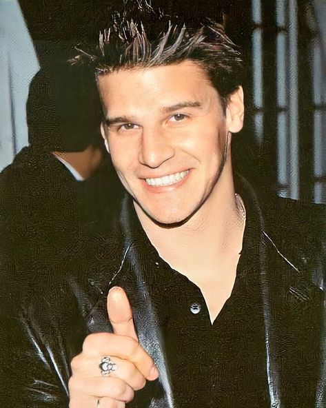 David Boreanaz Angel, Movie Fast And Furious, Booth And Bones, Angel Show, Vampire Shows, Vampire Movies, David Boreanaz, Tyler Hoechlin, Jeffrey Dean Morgan