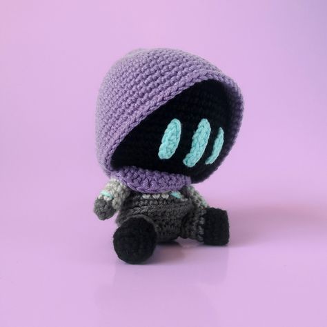 Valorant Omen Valorant Omen Amigurumi Doll Valorant Omen - Etsy France Valorant Crochet, Crochet Key Cover, Omen Valorant, Doll Character, Crochet Case, Crochet Keychain, Metal Gear, Inspired Outfits, Amigurumi Free Pattern