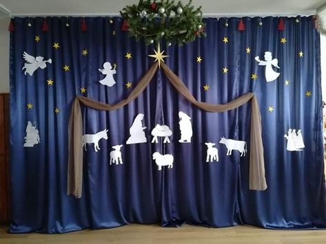 Christmas Stage Decorations, Recycled Christmas Decorations, Church Christmas Party, Christmas Party Backdrop, Ward Christmas Party, Church Christmas Decorations, Christmas Classroom Door, Christmas Stage, Christmas Door Decoration