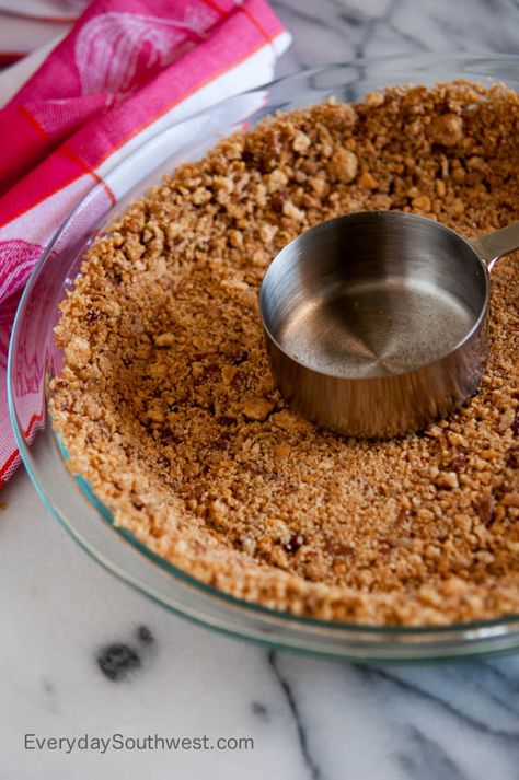 Graham Cracker Nut Crust, Graham Cracker Pecan Crust, Pecan Graham Cracker Crust, Best Graham Cracker Crust, Graham Cracker Crust Cookies, Pies With Graham Cracker Crust, Graham Cracker Pie Crust Recipe, Graham Cracker Crust Pie Recipes, Desserts Pie