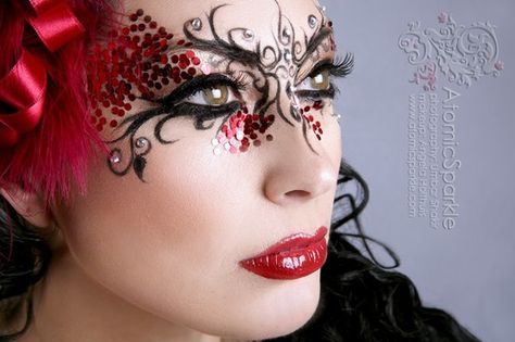 Masquerade makeup. Makeup Masquerade, Eye Mask Makeup, Masquerade Mask Makeup, Eye Markings, Extreme Make-up, Carnaval Make-up, Masquerade Makeup, Painted Mask, Fantasy Make-up