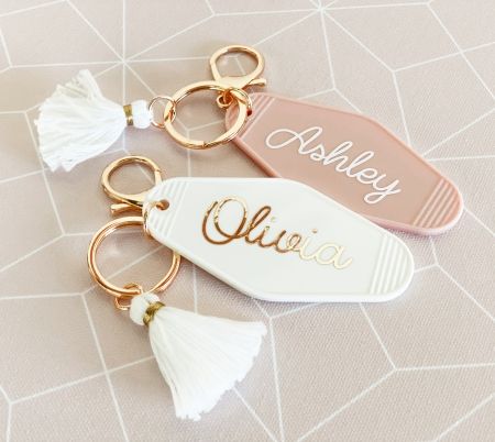 Personalized Motel Keychain Cricut Crafts To Sell Bachelorette, Motel Keychain Acrylic, Retro Motel Keychain, Keychain With Name, Retro Motel, Bridesmaid Gift Ideas, Best Bridesmaid Gifts, Tropical Gifts, Motel Keychain