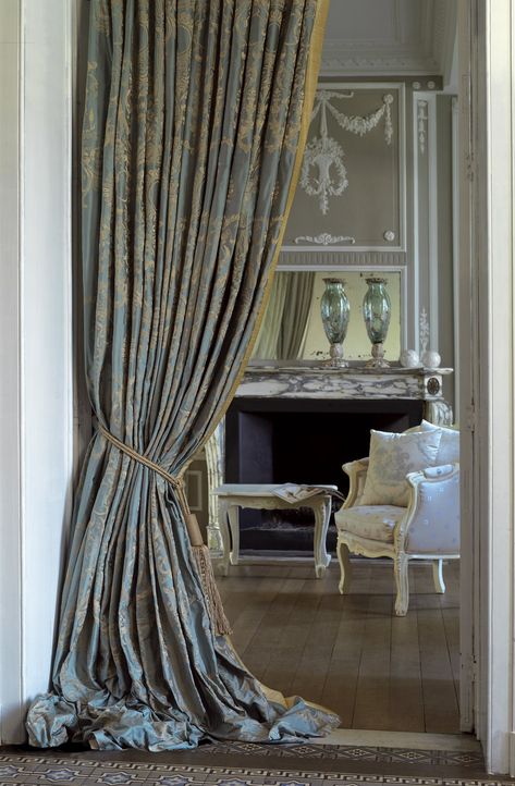 Custom Drapes, Window Dressings, Window Styles, Phnom Penh, Curtain Designs, French Decor, Window Coverings, Drapes Curtains, Soft Furnishings