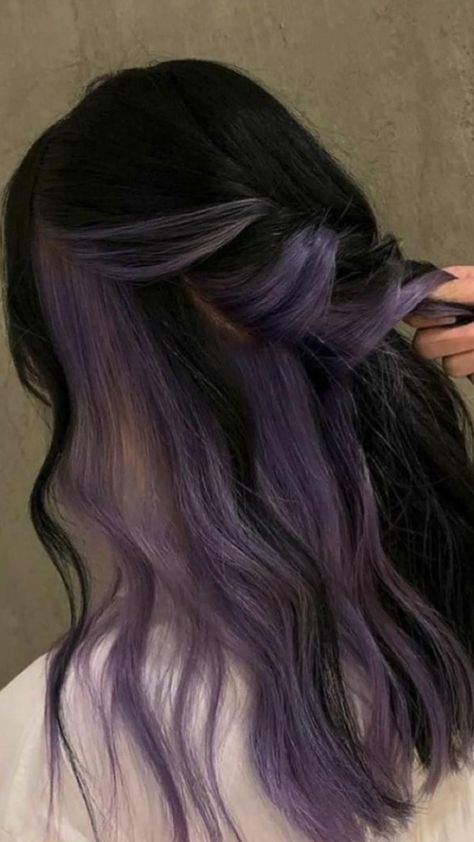 Purple Hair Colour, Hidden Hair Color, Mullet Hairstyle Women Black, Hair Color Underneath, Beautiful Hairstyle, Mullet Hairstyle Women, Fall Hair Color For Brunettes, Blending Gray Hair, Hair Color Purple