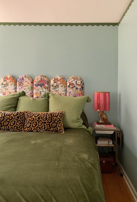 Pink Green Bedrooms, Blue Green Bedrooms, Floral Headboard, Aqua Bedrooms, Spare Bedroom Office, Aqua Wall, Lavender Bedroom, Chic Bedroom Design, Bedroom Wall Colors