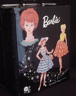 Barbie Case, Barbie Doll Case, Doll Case, Im A Barbie Girl, Ken Doll, Barbie Accessories, Barbie I, Vintage Barbie Dolls, Barbie Collector