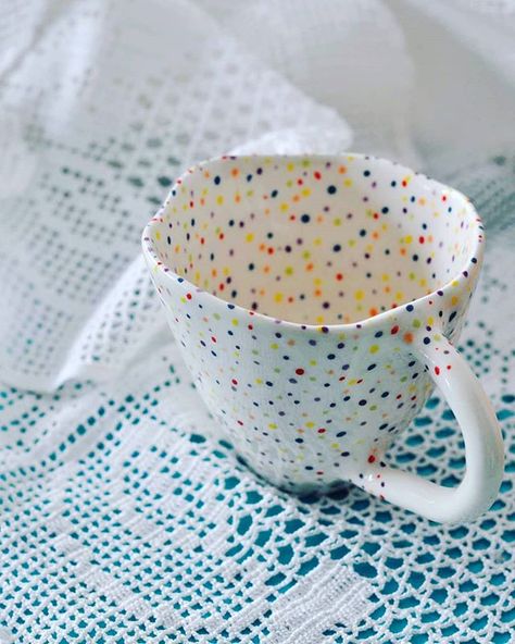 For the love of Dots and Lace! New dotty coffee cup ☕ . . . . #justdiygr #pottery #clay #handmade #ceramics #ceramicsmagazine #ceramica… Diy Keramik, Handmade Ceramic Planters, Handmade Ceramics Plates, Clay Plates, Plates Diy, ดินปั้น Polymer Clay, Handmade Ceramic Tiles, Tanah Liat, Handmade Ceramics Vase