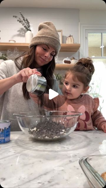 Dr. Alexandra Lourdes on Instagram: "His reaction 🤭🥹😍 #magiccookiebar #husband #cookie #recipe #easy #family #mil #cookierecipe #mom" Raspberry Magic Cookie Bars, Cookie Recipes Videos, Valentine Magic Cookie Bars, Levain Coconut Cookies, Alexandra Lourdes Cookies, Raisin Filled Cookie Recipe, Alexandra Lourdes, Magic Cookies, Congo Bars