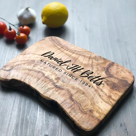 Olive Wood Cheese Board, Cheese Board Gift, Christmas Cheese Boards, Sunday Roast Dinner, Cheeseboard Gift, Oak Chopping Board, Christmas Cheese, Cheese Gifts, Wood Cheese Board