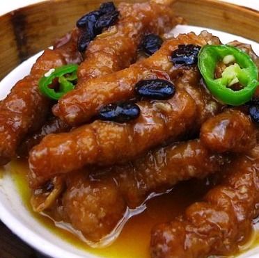 Chicken Feet Recipe, Tripe Recipes, Dim Sum Recipes, Beef Tripe, Steamed Chicken, Pork Buns, Chinese Chicken, Braised Chicken, Chinese Dishes