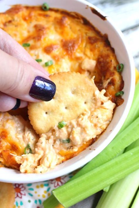 Ground Chicken Dip, Franks Buffalo Chicken Dip, Buffalo Chicken Dip Easy Recipes, Baked Buffalo Chicken Dip, Chicken Buffalo, Buffalo Chicken Dip Crock Pot, Buffalo Dip, Buffalo Chicken Dip Easy, Chicken Dip Recipe