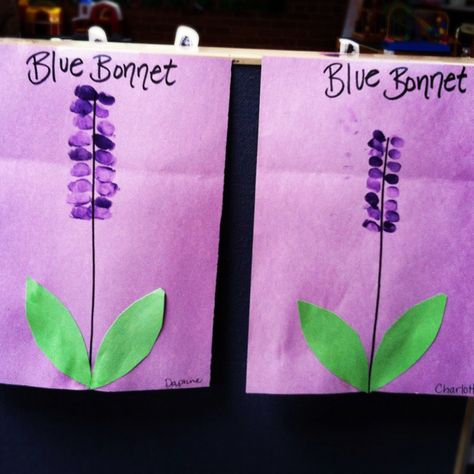 TEXAS UNIT. Bluebonnet art using fingerprints. #preschool #art Cowboy Classroom, Bluebonnet Art, Texas Crafts, Prek Crafts, Texas Theme, Wild West Theme, Kindergarten Social Studies, Summer Preschool, Preschool Class