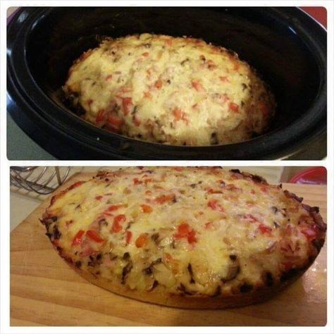 People are making delicious pizza bread in their slow cookers & you only need four ingredients Bread In Slow Cooker, Slow Cooker Pizza, Savoury Bread, Old Fashioned Rice Pudding, Savory Bread Recipe, Tasty Pizza, Slow Cooker Bread, Cheese Sauce For Pasta, Focaccia Recipe