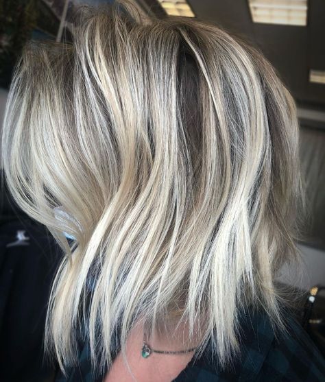 The Perfect Blonde, Winter Blonde, Warm Balayage, Winter Hair Color Ideas, Short Blonde Bobs, Balayage Technique, Color Ideas For Blondes, Hair Color Ideas For Blondes, Dimensional Blonde