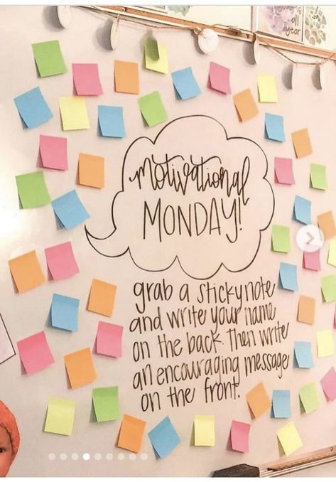 White Board Welcome Message, Teacher White Board Ideas High Schools, Monday Question Of The Day Classroom, Work White Board Ideas, Teacher White Board Ideas, Whiteboard Notes, White Board Ideas, Work Team Building Activities, Practice Manager