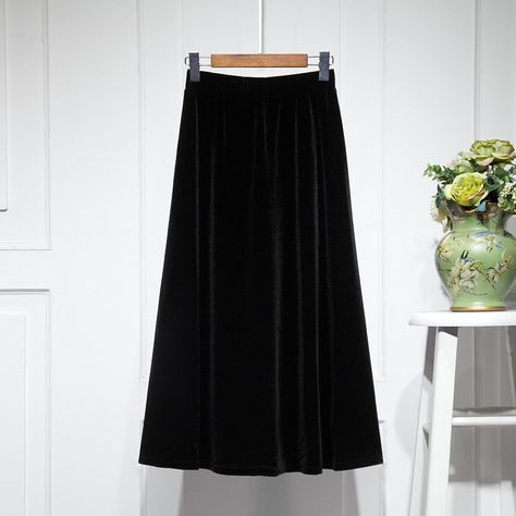 Velvet Skirt Outfit, Ropa Dark, Black Velvet Skirt, Black Inspiration, Autumn Winter 2024, Skirt For Women, Velvet Skirt, Diwali Decorations, Line Skirt