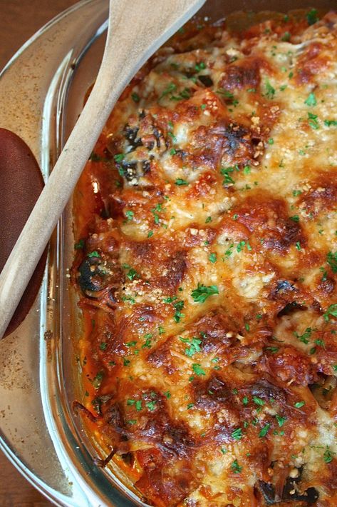 Oregon Transplant: Cheesy Eggplant & Orzo Casserole Eggplant Orzo, Orzo Casserole, Cheesy Eggplant, Eggplant Moussaka, Lamb Casserole, Veggie Main Dishes, Orzo Recipe, Vegetarian Casserole, How To Cook Orzo