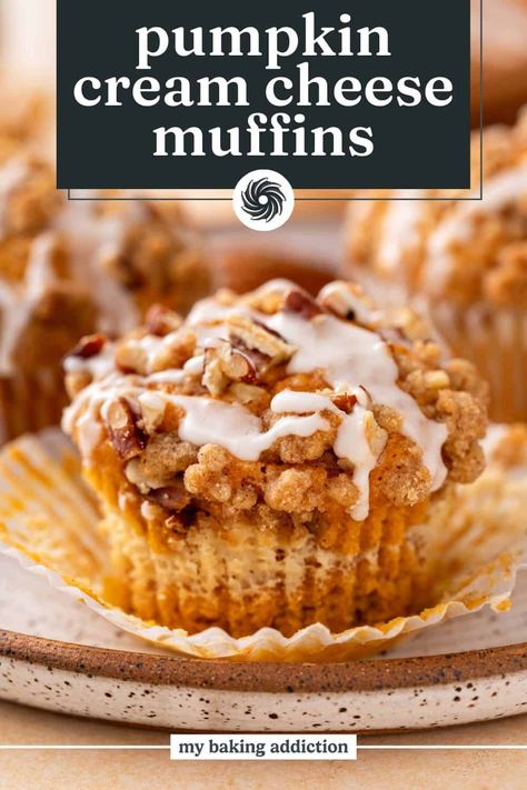 Muffin Base, Moist Pumpkin Muffins, Best Pumpkin Muffins, Pumpkin Cream Cheese Bread, Mini Muffin Recipe, Breakfast Cakes, Pumpkin Cream Cheese Muffins, Pumpkin Cream Cheese, Cream Cheese Desserts