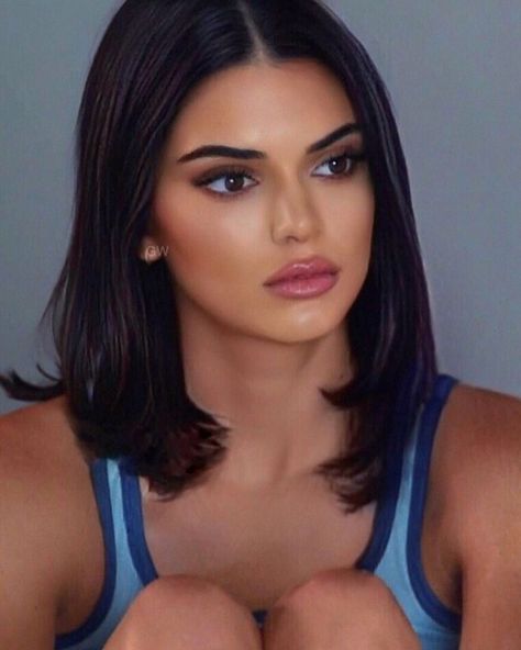 Kylie Jenner Hair Short, Kendall Jenner Haircut, Kendall Jenner Short Hair, Kylie Jenner Short Hair, Kylie Jenner Hair Color, Kendall Jenner Hair, Kendall Jenner Face, Jenner Hair, Kylie Jenner Hair