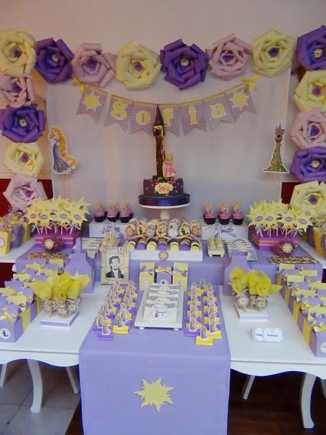 SD Eventos: RAPUNZEL Candy Bar Rapunzel Tangled birthday party Golosinas personalizadas Mesas temáticas Tangled Birthday Party, Rapunzel Birthday Party, Tangled Birthday, Rapunzel Party, Tangled Party, Rapunzel Tangled, Disney Princess Party, Princess Rapunzel, Tangled Rapunzel