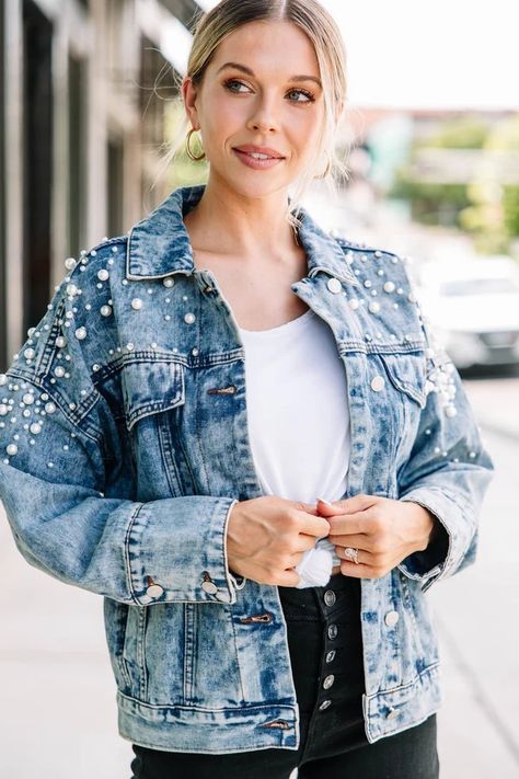 Denim Pearl Jacket, Pearl Jacket Outfit, Pearl Embellished Denim Jacket, Diy Pearl Jean Jacket, Denim And Pearls Outfits Classy, Jean Jacket With Pearls, Denim Jacket With Pearls, Rhinestone Jean Jacket, Jeans Jacket Outfit