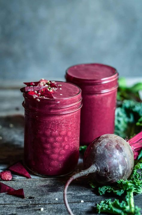 Beet Kale Smoothie - Beside the Mountain Berry Beet Smoothie, Beet Smoothie Recipes, Beets Smoothie Recipes, Kale Benefits Health, Smoothie Without Banana, Carrot Cake Smoothie, Energizing Smoothies, Blackberry Smoothie, Pink Smoothie