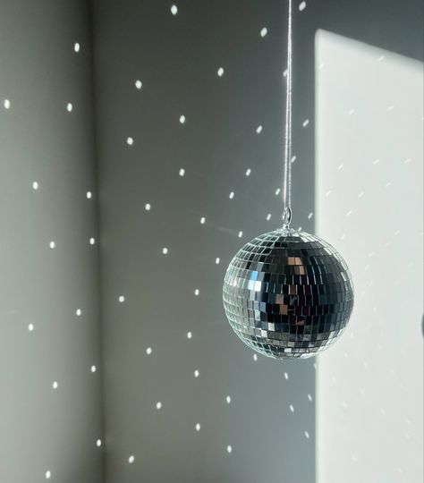 Mirrorball Pfp, Birthday 21, Question Marks, Foto Collage, Playlist Covers, Collage Background, Disco Balls, Disco Ball, Cool Names