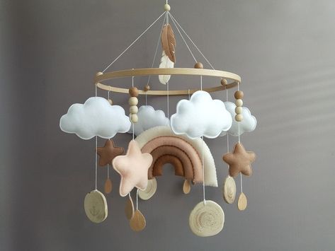 Crib Diy, Hanging Crib Mobile, Scandinavian Nursery Decor, Boho Mobile, Hanging Crib, Alpaca Baby, Baby Shower Boho, Mobile Girl, Rainbow Mobile