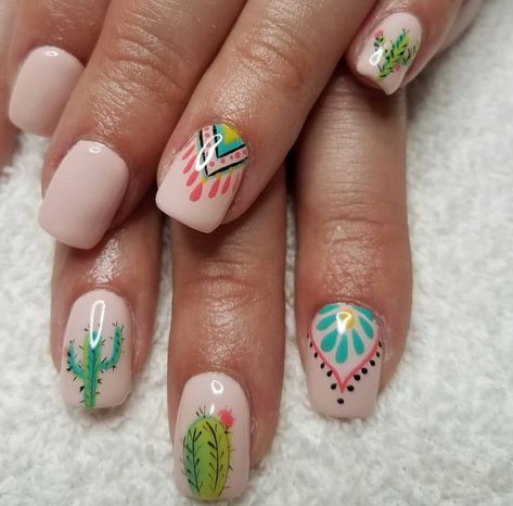 Desert Theme Nails, Mexico Inspired Nails, Camping Nails, Cactus Nail Art, Desert Nails, Cactus Nails, Nail Art Pedicure, Western Nails, Nagellack Trends