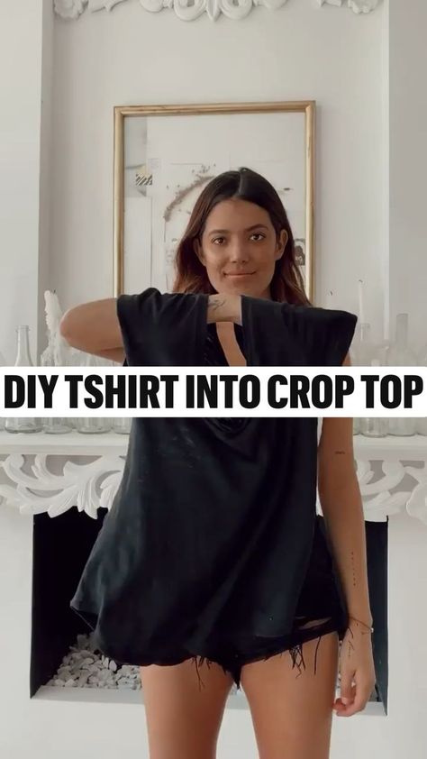 DIY tshirt into crop top | Fashion, Diy fashion, Fashion hacks clothes Diy Tshirt, Diy Clothes And Shoes, Diy Clothes Design, Diy Vetement, Diy Fashion Hacks, Hacks Clothes, Diy Fashion Clothing, Ropa Diy, Fashion Diy